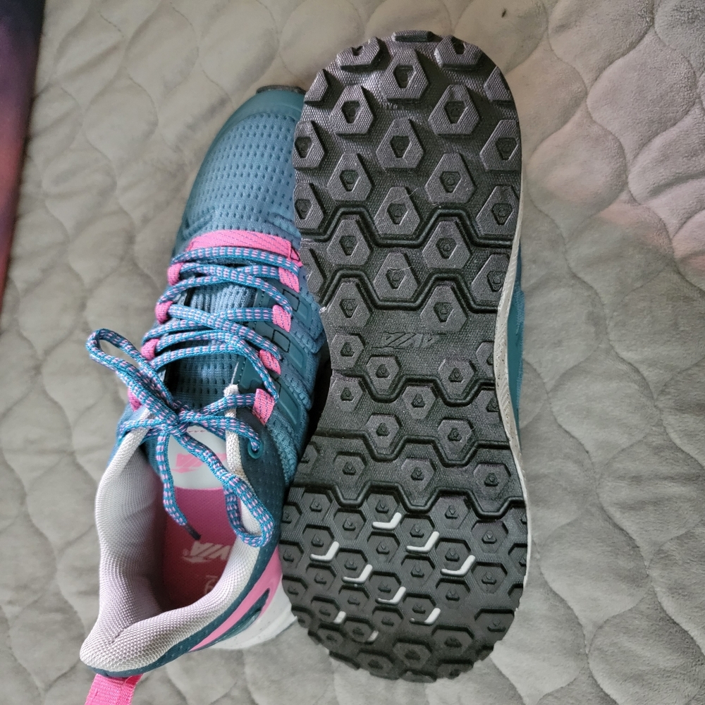 Avia Shoes